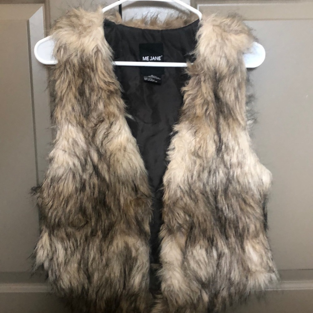 Fur vest